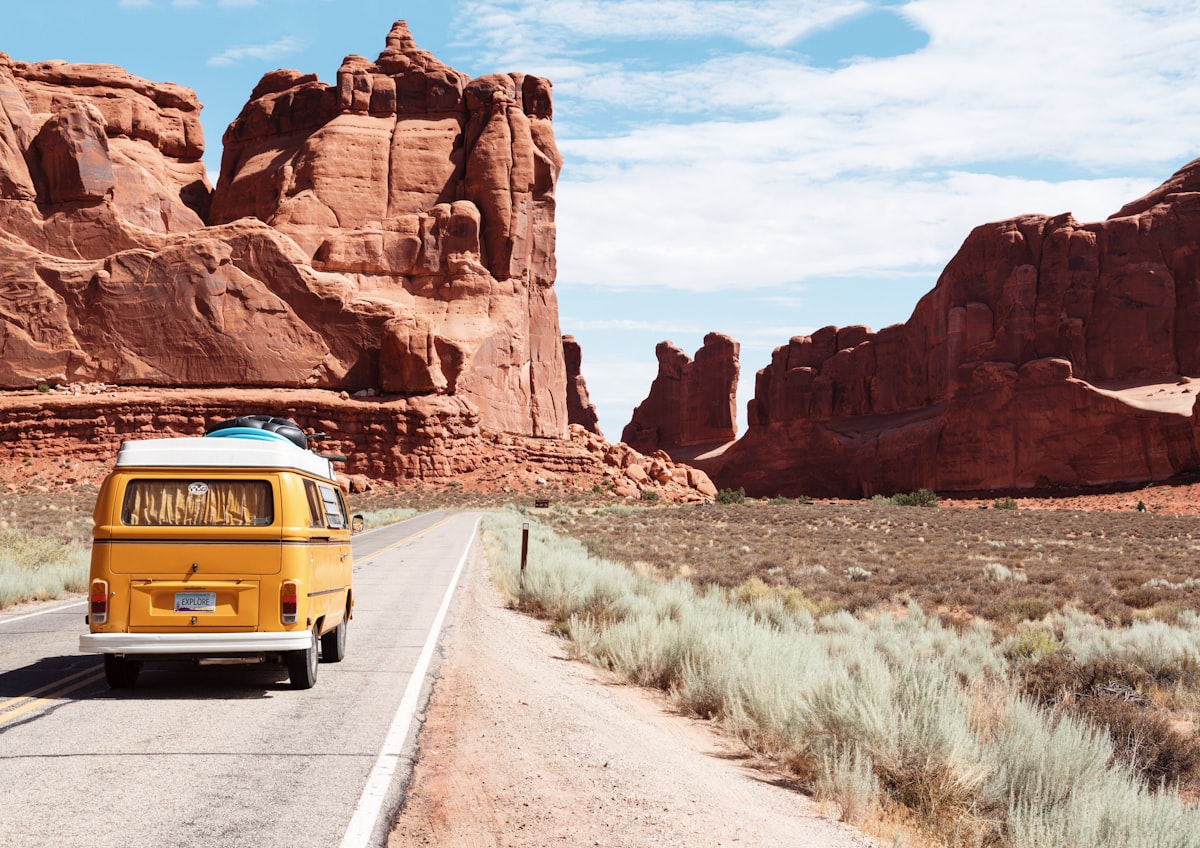 Road trip van crossing American desert - coast to coast with cat and ghost